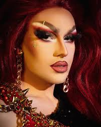 Peach X ERA X Sabrina Knox During the last @poprockz_events Show, us  G.O.D.D.E.S.S decided to come together and bring you a Greek Inspired  collaboration. All Outfits by @peach_m.u.a ERA's wig by @camera_by_era