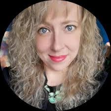 Krista Dwyer's Instagram, Twitter & Facebook