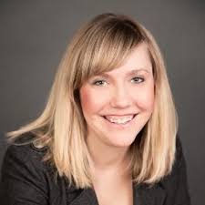 Leah Loveland's Instagram, Twitter & Facebook