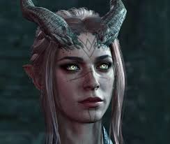 Share with us how your screens look like while editing! Check out editor  Eddie Hamilton's work