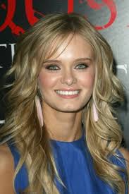Long layers are a great way to make your long tendrils look golden! Choppy Layers Long Hair Bpatello