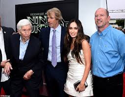 Sumner Redstone Ex Cbs And Viacom Chairman Dies At 97 Daily Mail Online Sumner redstone's daughter shari redstone has come out in support of her father following the ousting of longtime viacom executive philippe dauman from redstone's trust. sumner redstone ex cbs and viacom