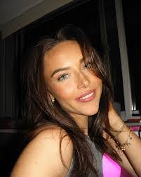 Shelby Milton's Instagram, Twitter & Facebook