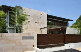 Kelebihan dari pagar rumah besi ini adalah keamanan rumah terjaga, apalagi jika ukurannya panjang dan lebar. 60 Model Pagar Rumah Minimalis Besi Dan Kayu Modern Rumahpedia
