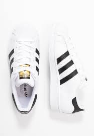 Boost es uno de los mejores sistemas de amortiguación de adidas: Adidas Originals Superstar Sneaker Low Footwear White Core Black Weiss Zalando De
