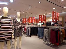 This is the main h & m hennes & mauritz ab b stock chart and current price. H M Christmas Deals Aeon Mall Ipoh Klebang Facebook