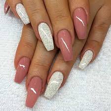 Typically you would have to fight with applying acrylic directly onto your nail or nail tip, struggling with working with the opposite hand, patting, sliding, filing it down, buffing it out… and still likely end up with ridges, bumps and uneven. 19 Simple Acrylic Nail Designs 2017