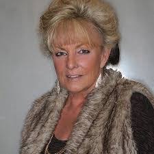 Rhonda Petty's Instagram, Twitter & Facebook