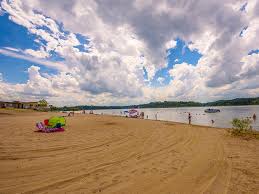 Silver lake, wa cabins, cottages, condos, and chalets at mt. Barren River Lake State Resort Park Ky Parks