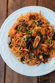Seafood Spaghetti Tallarines Con Mariscos Laylita S Recipes Recipe Seafood Recipes Seafood Recipes