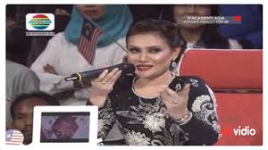 Maybe you would like to learn more about one of these? Download Lagu Mas Idayu Senggol Senggolan Cubit Cubitan Lirik