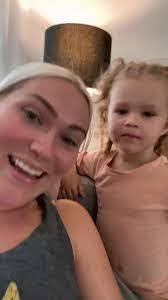 Kathrine Downs's Instagram, Twitter & Facebook