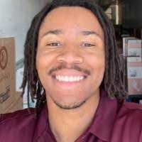 Victor Hare's Instagram, Twitter & Facebook