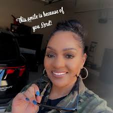 How would you handle this? I got my dream job at 32 weeks pregnant. I just  received the offer yesterday. Do I tell them before I accept the offer and  be transparent