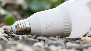 Railee pflanzenlampe led 192 leds grow lampe vollspektrum pflanzenleuchte pflanzenlicht mit ständer pflanzen led pflanzen licht wachstumslampe für pflanzen mit zeitschaltuhr 4 modi 10 lichtstärken. Die Eufy Lumos T1011 Smart Led Wifi Lampe Im Test Eine Wlan Led Gluhbirne Von Anker Fur 24 Techtest