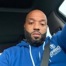 Reggie Hinton (@ReginaldHinto16)