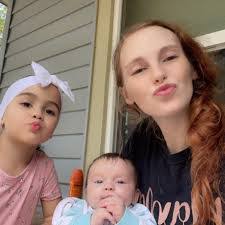 Rhiannon Yates's Instagram, Twitter & Facebook