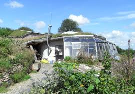 Tolle ideen für gewächshäuser im garten. Naturhaus Mit Integriertem Gewachshaus