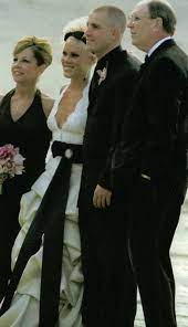 Pink S Wedding Here Is Pink At Her Wedding Pink Singer Famous Couples Pink Music