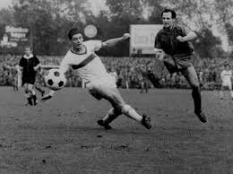 Alle spiele und live ergebnisse des 29. 1 Bundesliga Heute Vor 58 Jahren Grundung Der Fussball Bundesliga News Fussballdaten