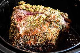 air fryer roast beef with herb crust