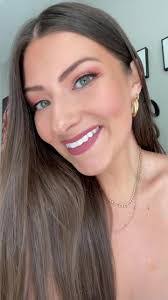 Emily Specht's Instagram, Twitter & Facebook