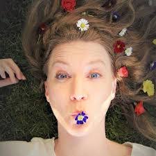 Stephanie Radzik's Instagram, Twitter & Facebook