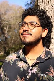 Evan Luna's Instagram, Twitter & Facebook