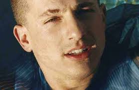 Самые новые твиты от charlie puth (@charlieputh): Charlie Puth Ist Er Wieder Single