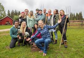 Farmen kjendis is a norwegian reality program which features celebrities competing each week on a farm mimicking the life of norwegian farmers 100 years ago. Her Er De Nye Deltakerne I Farmen Kjendis Kampanje