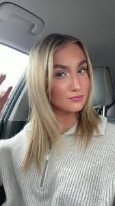 Alison Dooley's Instagram, Twitter & Facebook