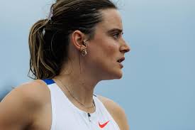 It's quite clear where the Stafford kids got their competitive streak from  when a nice Father's Day bike ride turns into the Tour de France... happy  Father's Day to the best papa