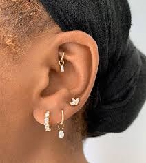 Thinking of getting your child's ears pierced? 8mm Invisible Set Large Diamond Eternity Clicker Maria Tash