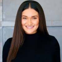 Evie Marx's Instagram, Twitter & Facebook