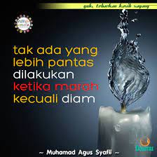 Salah satu yang sering ialah, ketika kita merespon suatu pesan dengan senyum. Tak Ada Yang Lebih Pantas Dilakukan Ketika Marah Kecuali Diam Marah Motivasi Kata Kata Motivasi