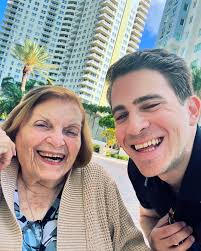 Corey Cohen (@mrcoreycohen) • Instagram photos and Reels