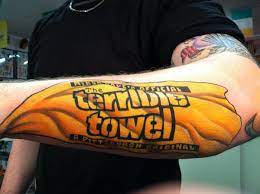 .halten die pittsburgh steelers die unterscheidung von mehr super bowl gewinnen als jede diese hingabe geht weit über die grenzen von pittsburgh hinaus, mit einer der größten und weit. Pittsburgh Steelers Fan Gets Terrible Towel Tattooed On Arm Photo