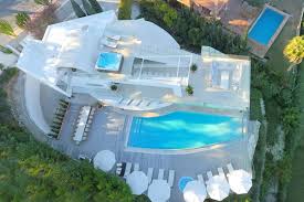 Villa Maison De 7 Chambres De Location De Vacances A Nueva Andalucia Avec Piscine 5 000 Ref 3852970