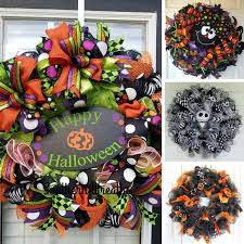 This wreath is both sophisticated and festive. 15 Spooky Deco Mesh Halloween Wreaths To Decorate Your Door