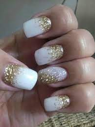 90 diseños de uñas blancas decoradas en tonos, mate, nacar y combinaciones como el dorado, plata, negro y rosa ️ ideas 2020 Diseno De Unas Blanco Con Dorado Decorados Para Unas