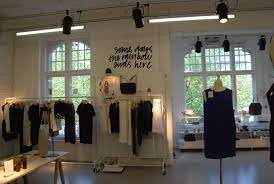 In the past, a visit to the french capital meant a gawp at the eiffel tower and a soupe à l'oignon in a tourist café off the. Other Stories Votre Magasin Au Coeur De Berlin Vivre A Berlin