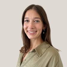 It has been a long-time dream of mine to live in another country after  graduating college. For the past six months, I was able to live out that  dream by working as