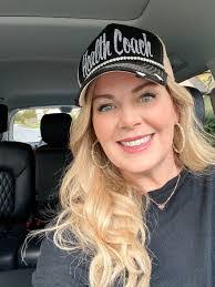 Shannon Gleason's Instagram, Twitter & Facebook