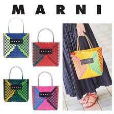 ラズベリー手元に在庫あり 即納可能 超人気 完売必至 marni market スクエアピクニックバッグ 2019 vipセール マルニ マーケット ショッピングバッグ マルニマーケットpp製ピクニックバッグが入荷しました 丈夫なポリプロピレン素材を使用 バッグ マルニ