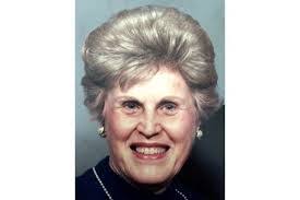 Eleanor Friday's Instagram, Twitter & Facebook