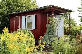 Weitere ideen zu gärtnern, gardening, garten. Auf Ins Schrebergarten Leben Mit Tipps Vom Garten Fraulein Johanna Bruggemann