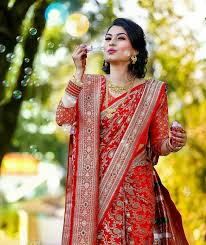 Indian male to female makeup malaysian bridal makeup artists makeup to transform himself into female. Pin By Prabha Mishra On Bridal Saree In 2020 Bridal Saree Bridal Outfits Wedding Saree Indian