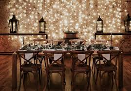 Idée déco mariage champêtre, style rustique. Un Mariage Champetre En 20 Idees Deco Elle Decoration