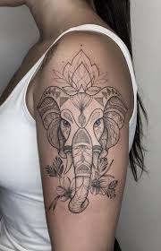 Pin By Bianca Almeida On Tattoo In 2020 Hip Tattoos Women Thigh Tattoos Women Tattoos