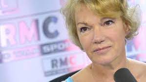 Loin des débats politiques et des clichés, nous avons choisi la musique pour témoigner de leur réalité : Les Personnes Qui Degagent De La Sensualite Naturellement Sont Les Plus Attirantes